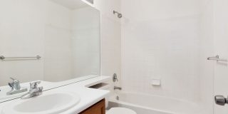 Large Home in Stonegate! Gallery 20