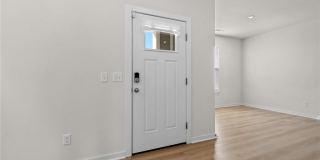 4790 W Planetree Street Gallery 3