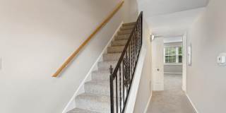 The Hinsdale Apartment Homes Gallery 28