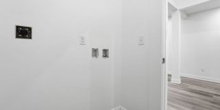 522 Kelton Avenue Gallery 24