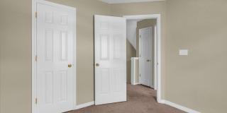 3 Bed Draper Townhome with Views Gallery 12