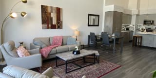 The Mansfield at Miracle Mile Gallery 12