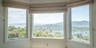 4BR/2.5BA 3,274sqft! STUNNING GG VIEWS!!! Yard! Spa! 4 Car Parking! Pet! PROGRESSIVE Gallery 23