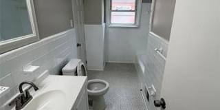 4696 Roosevelt Boulevard Gallery 14