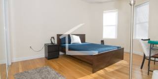 Nicely updated 4 bed for September! Gallery 1