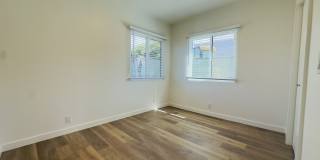1319 Cacique Street - A Gallery 5