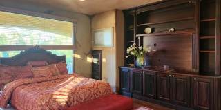 Fully Furnished! Charming 1BED/1BATH private space located in the desirable North Scottsdale ! Gallery 15