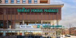 Broad & Washington Gallery 78