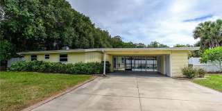 Southgate 3/2 pool home with outdoor living Southgate 3/2 pool home with outdoor living Gallery 1