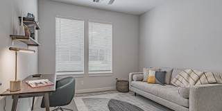 The NinetyNine Gallery 24