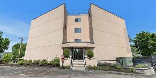 677 Quincy Shore Dr Apt 408 Gallery 1