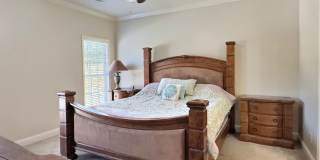 4 Bed, 2 Full Bath Home w/ In-Ground Pool in Desirable Lake Forest! Gallery 16