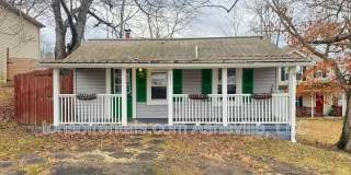 331 Ridge Street Gallery 1