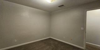 211 Plantation Road Gallery 87
