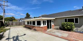 Updated and Spacious 4 Bedroom in Laguna Lake Gallery 16