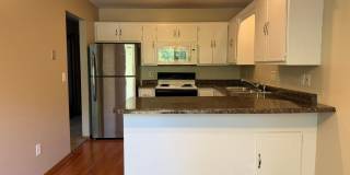3 Bedroom Home in Maple Grove Gallery 5