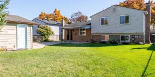 14323 Mary Grove Drive Gallery 28