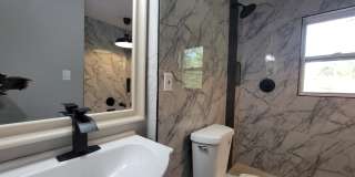 723 Ford Place Gallery 13