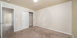 Beautiful two story home in Northgate Gallery 15