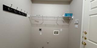 Great 2 Bed 2 Bath Condo! Gallery 22