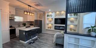 Fully Furnished New ADU 2 Bed, 2 Bath Gallery 1