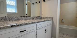 809 Robin Hood Trail Gallery 5