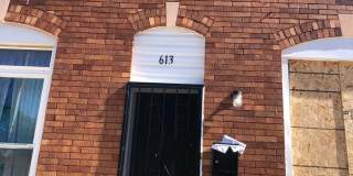 2 bedroom 1 bathroom recently renovated in Baltimore city Gallery 1