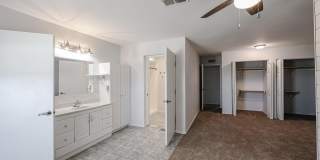 1740 E CAMINO DEL SANTO Gallery 19