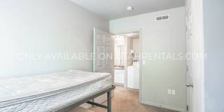 884 E 700 N Gallery 12