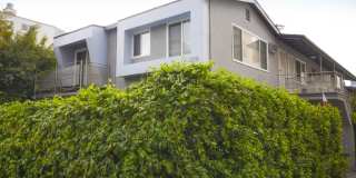 1215 Granville Ave. Gallery 27