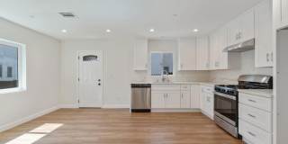 5423 Ash Street 1/2 Gallery 3