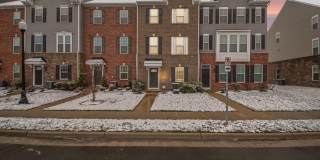 11398 WILLOW GREEN Circle Gallery 1