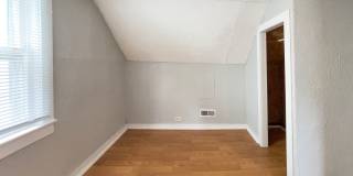 *AVAILABLE NOW!* Cozy Three Bedroom Home! Gallery 17