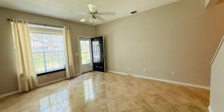 Townhome in Palm Harbor Gallery 4