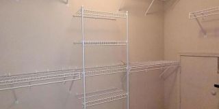 Sought After Riverwood Townhome! Gallery 28