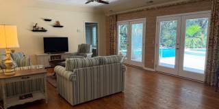 Lovely One-Level Furnished Home with Private Pool in Port Royal! Gallery 6