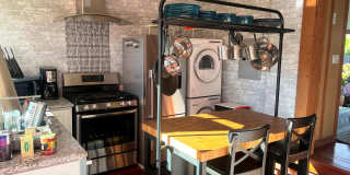 Cozy and Fully Furnished Burlingame Studio! Gallery 1