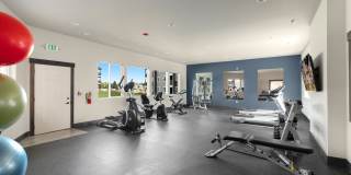 Crown Pointe Apartments Gallery 8