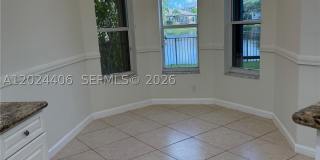 12400 NW 78th Mnr Gallery 7