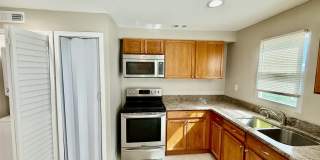 2769 L B McLeod RoadUnit A Gallery 8