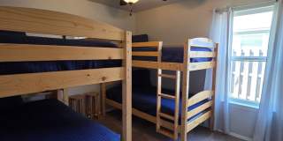Fully Furnished 4BR Home with Fenced Yard & 2-Car Garage in Stoneburrow Gallery 17