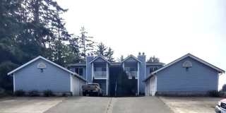 Ground Floor 2 BR 2BA with Storage & w/d Gallery 1