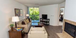 The Ruby Hollywood Gallery 4