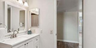 13046 W WILDWOOD Drive Gallery 11