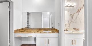 14144 Dickens St Gallery 12