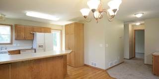 Beautiful 3 bedroom + Den, 2 Bathroom, 3 car garage single family home. MUST SEE! Gallery 8