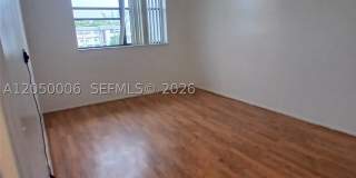 2501 Riverside Dr Gallery 10