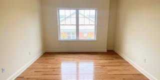 Suburban Square Apartments in the heart of Metuchen Gallery 8