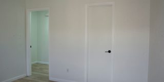 2 Bedroom 2 1/2 bath in the Lakes Townhome Community! Complete Remodel! Gallery 15