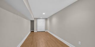 2336 W THOMPSON Street Gallery 27